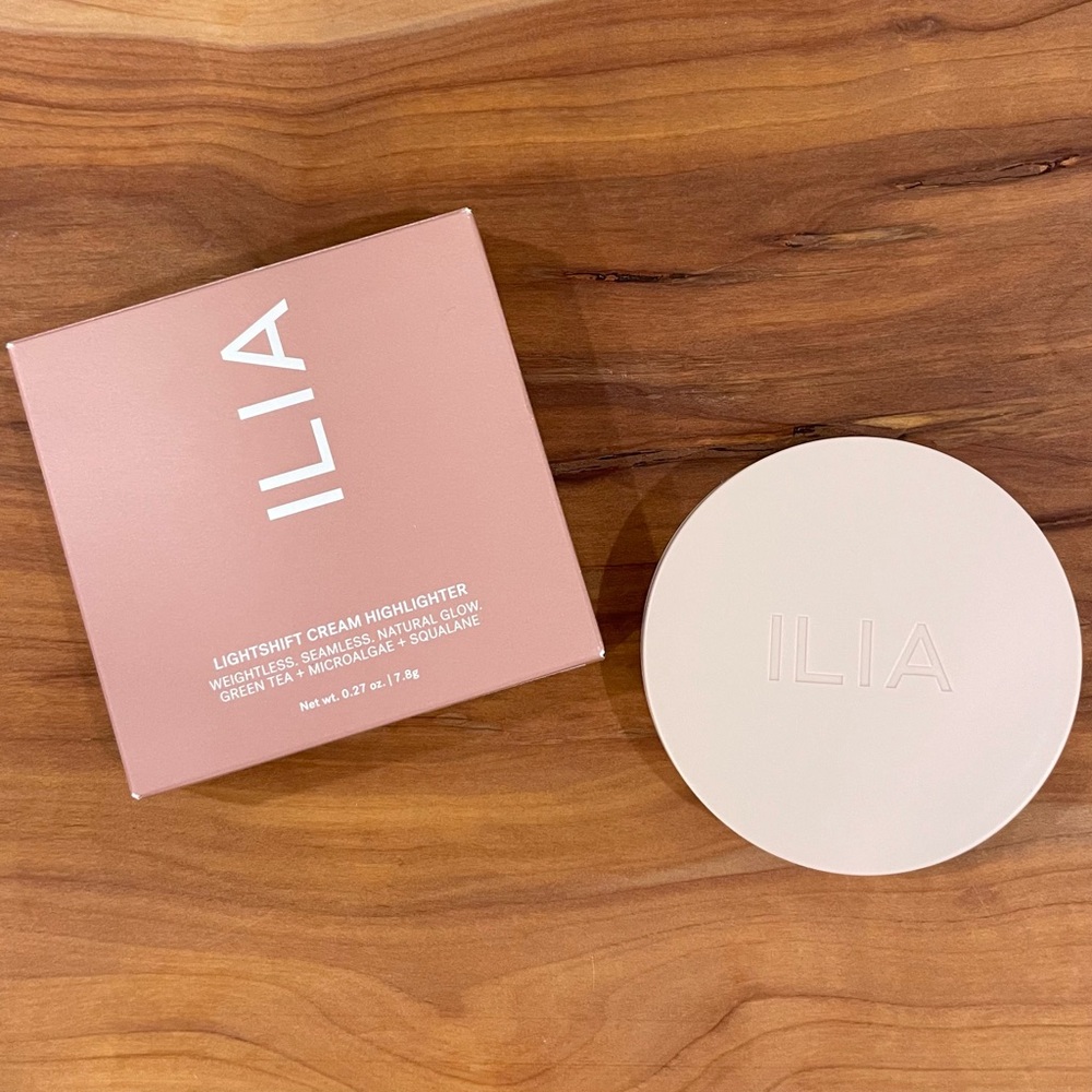 NWT ILIA Lightshift Cream Highlighter Full Size Radiant Finish Warm Copper -Daze